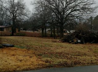 228 Elm St, Waldron, AR 72958