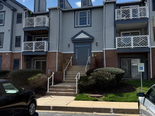 200 Oak Leaf Cir APT K, Abingdon, MD 21009