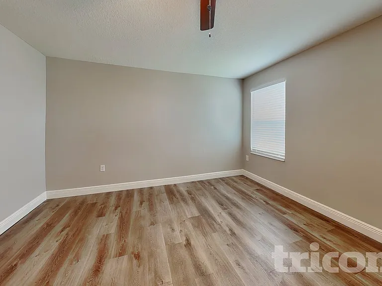 7105 Feather Wood Dr — Photo 5