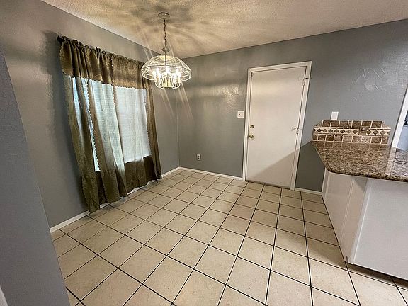 3rd image of 130 Black Forest Dr