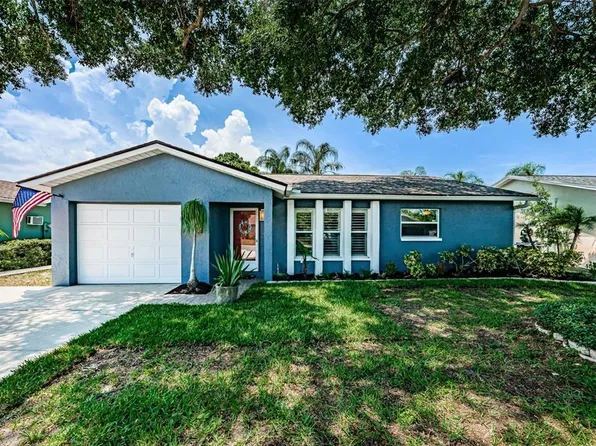 11712 108th Ct, Seminole, FL 33778