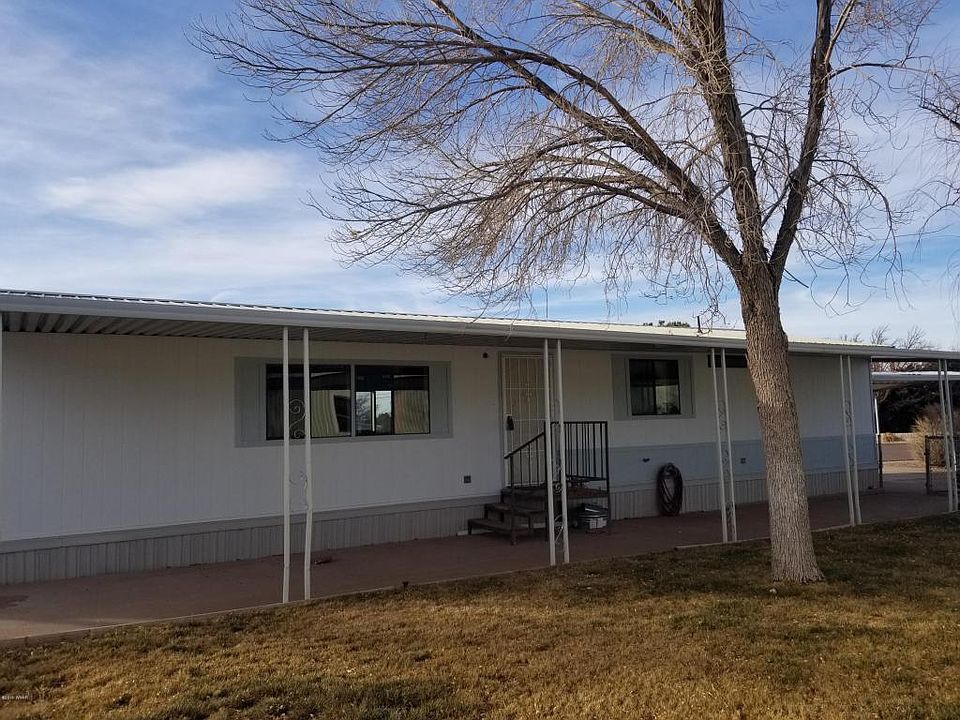 1st image of 302 E Carlos Ave