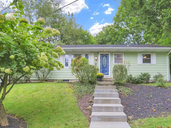 7 Samson Ct, Granville, OH 43023