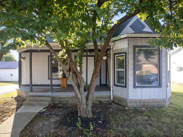 160 High St, Peebles, OH 45660