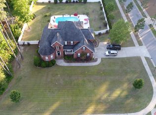 140 Glenmoor Dr, Southern Pines, NC 28387