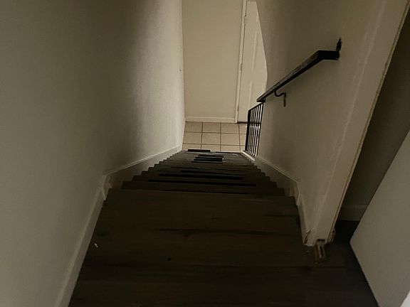 4th image of 2823 Carberry Way
