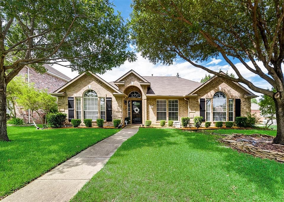 1st image of 533 Shadow Oaks Ct