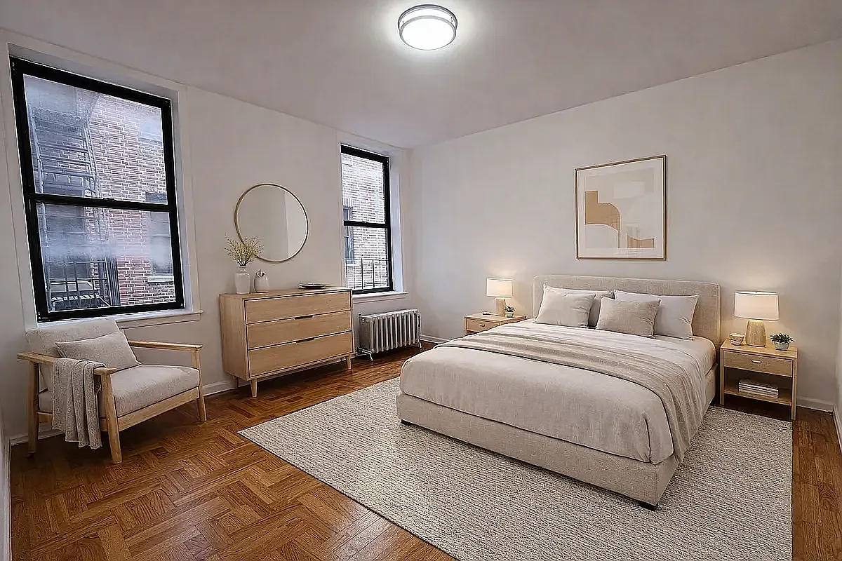 1310 Sheridan Avenue — Photo 2