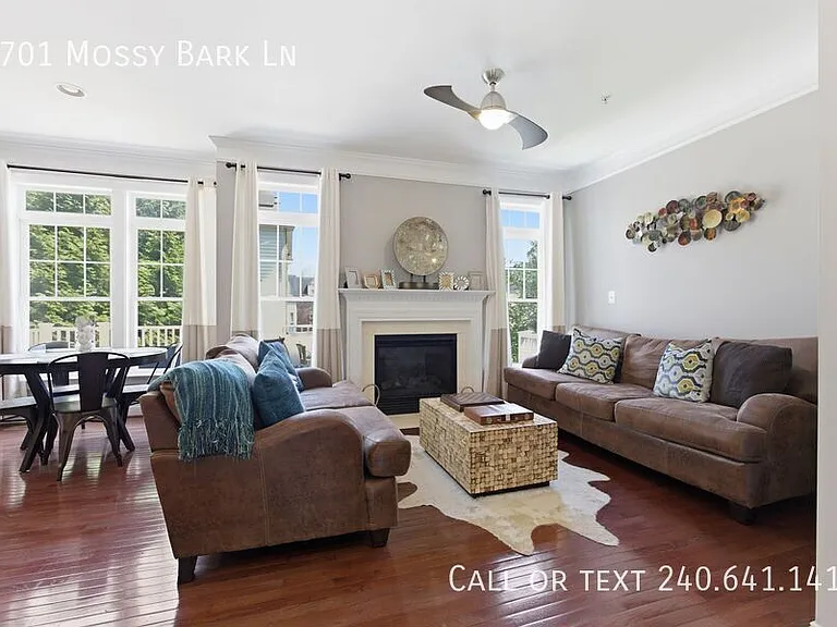 9701 Mossy Bark Ln — Photo 8