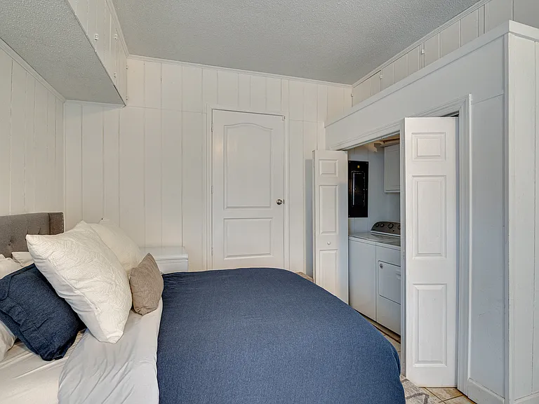6473 Thunderbird Dr — Photo 27