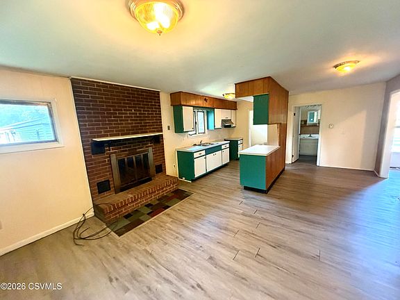 4th image of 3585 Housels Run Rd