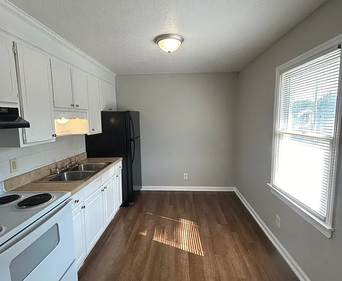 119 Calvin Ct #A — Photo 5