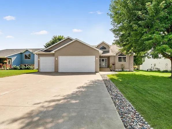 605 Lake Anna Dr, Avon, MN 56310
