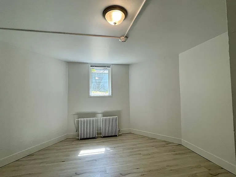 1014 N Garden St — Photo 65