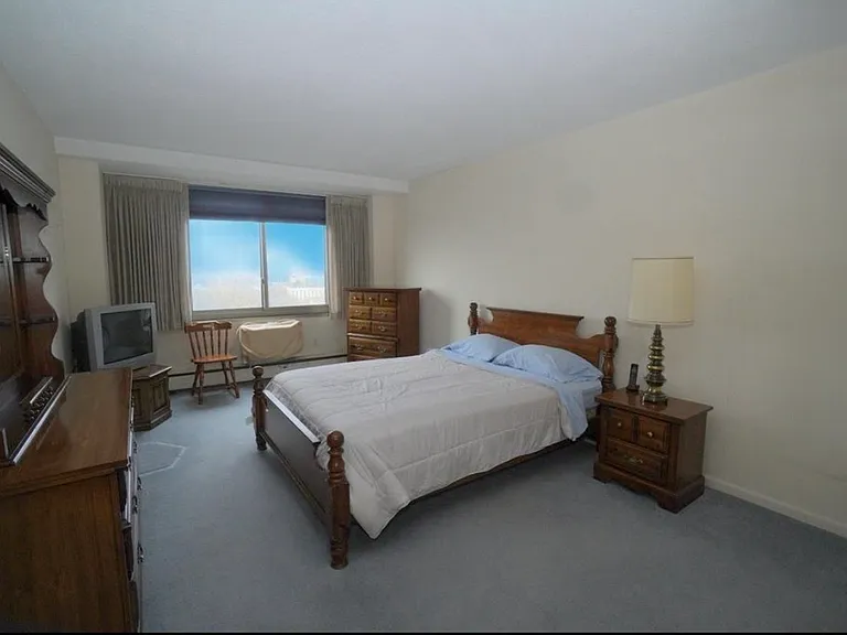151 Buffalo Ave #905 — Photo 7