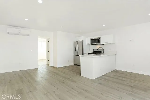 6745 Laurel Canyon Blvd #202 — Photo 1