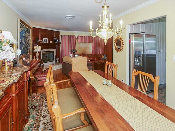 5th image of 3467 Howard Blvd