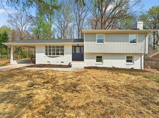 3547 Cherry Ln, Greensboro, NC 27405