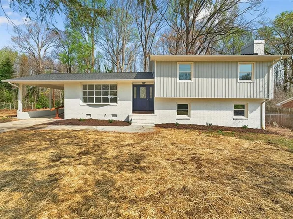 3547 Cherry Ln, Greensboro, NC 27405