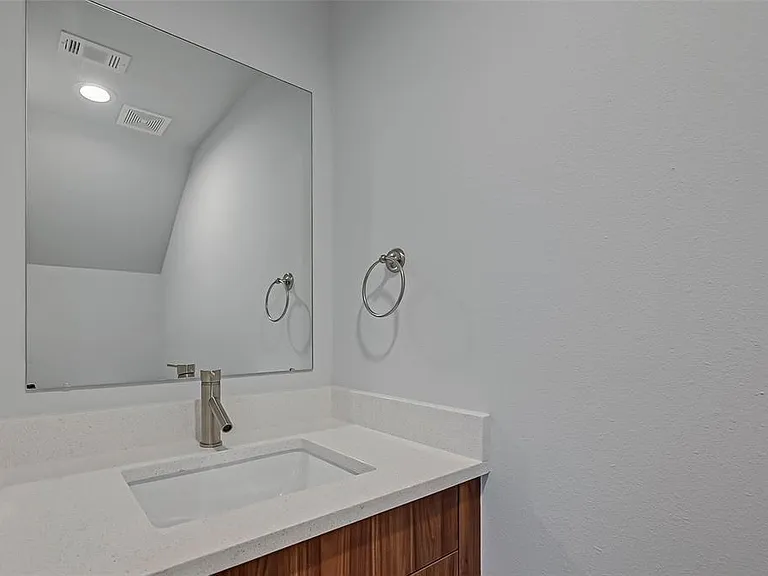 3510 Contempo Dr — Photo 13