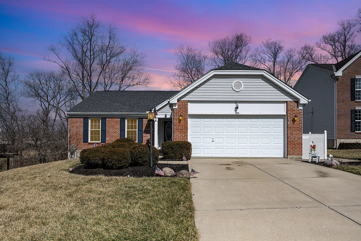 6368 Pembroke Dr photo 1