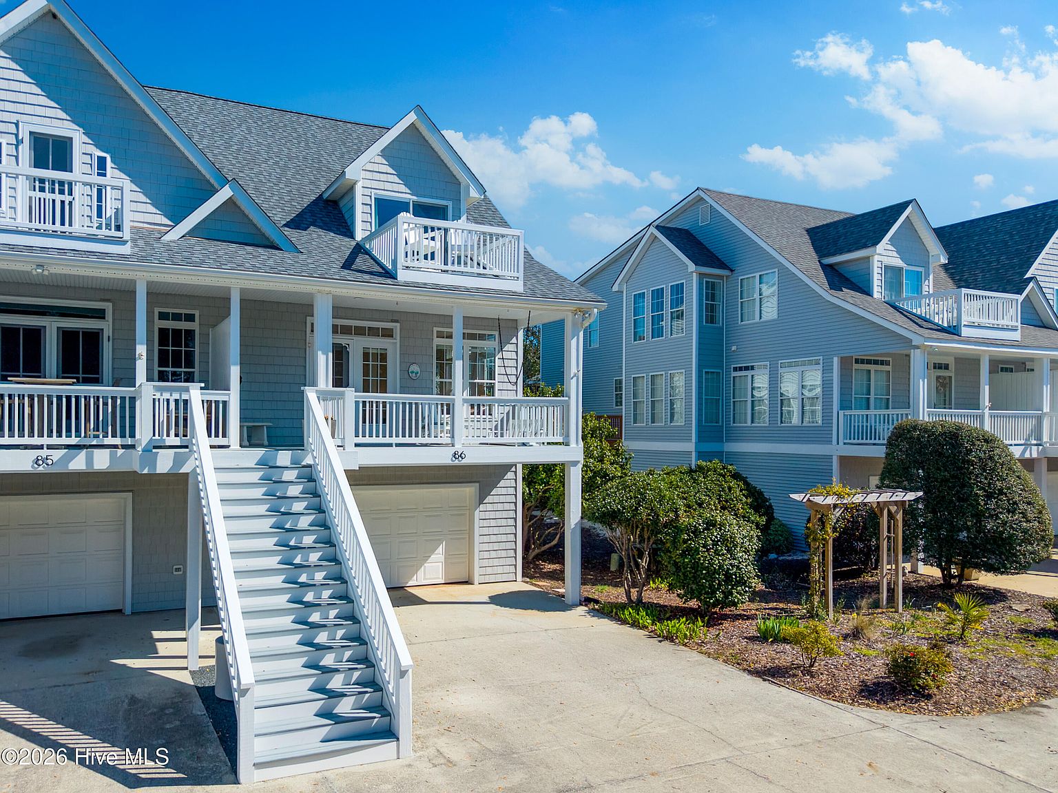 86 Foxfire Trace