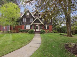 836 Prospect Ave, Hartford, CT 06105