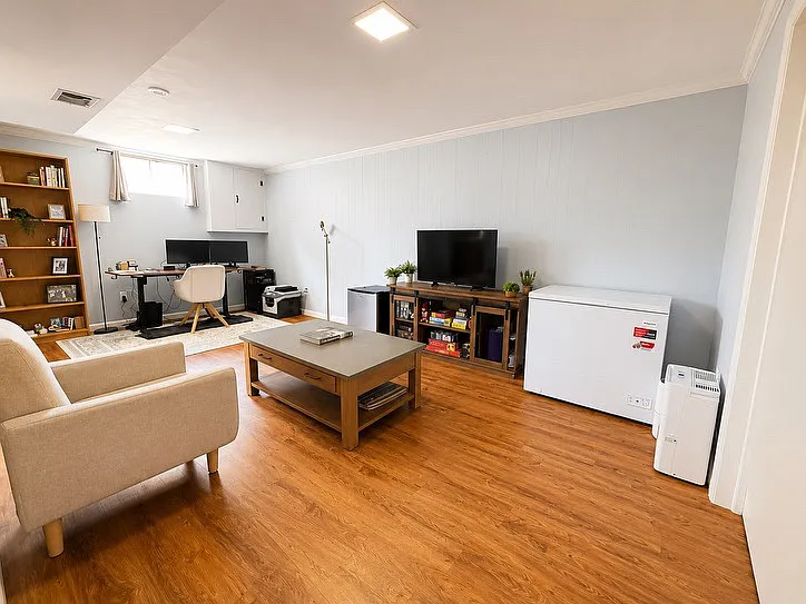 700 Elizabeth Ave — Photo 14
