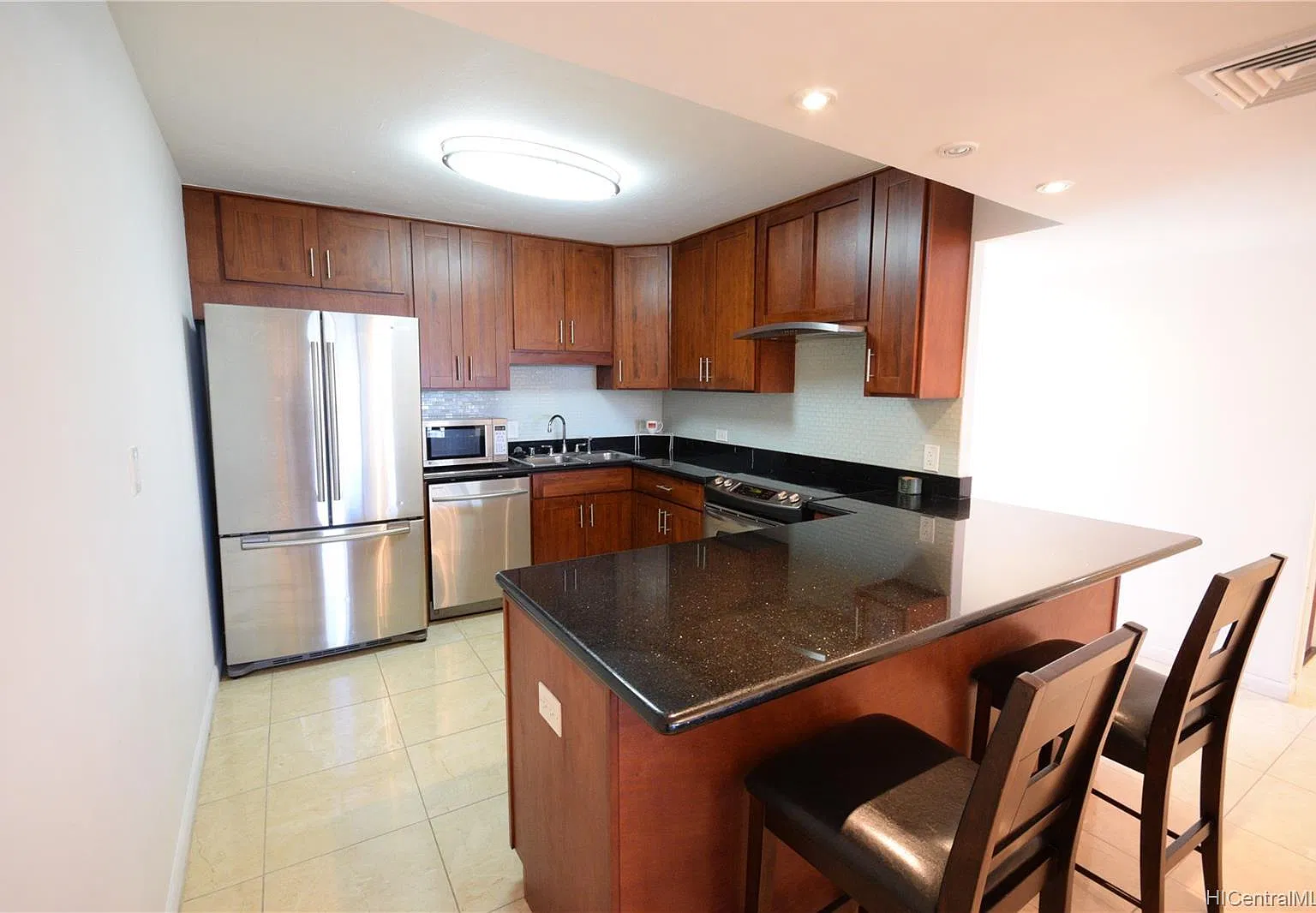 1860 Ala Moana Boulevard #1410 - 1 — Photo 1