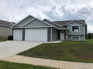 1305 Lone Stone Ct SE, Chatfield, MN 55923