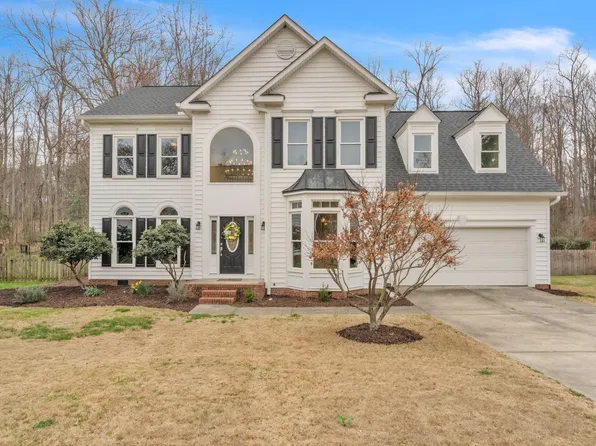 38 Willow Oak Ct, Simpsonville, SC 29681