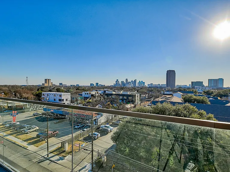 Beautiful downtown Dallas views.