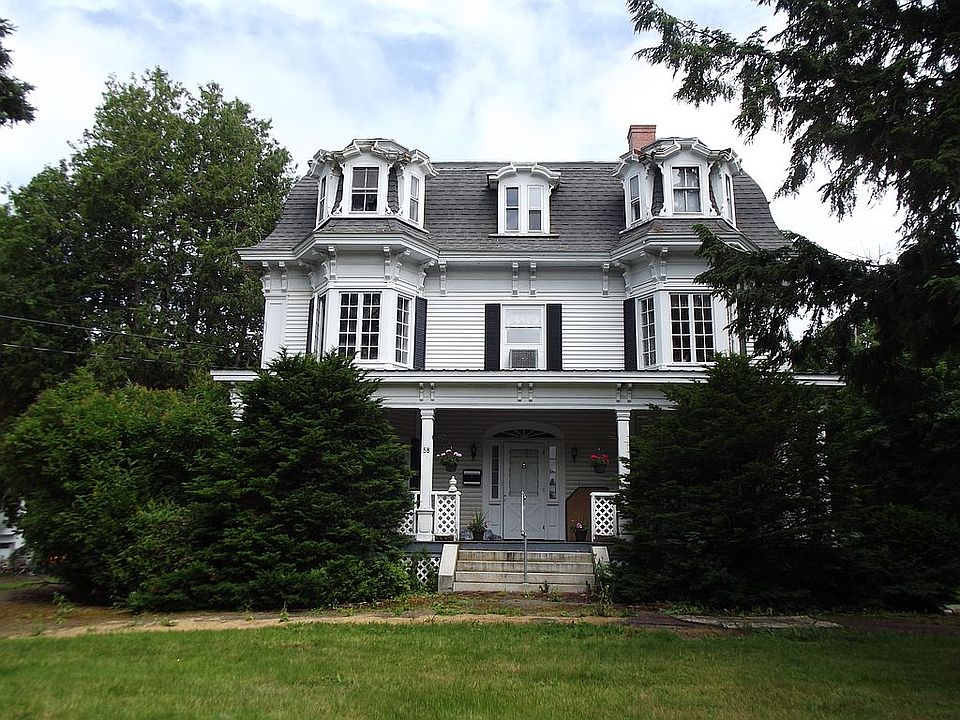 Elegant Home in Maine