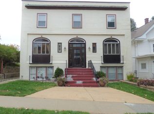 619 4th St SW APT 1, Rochester, MN 55902