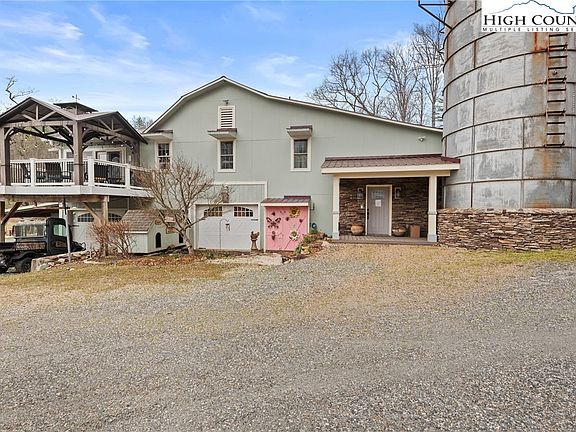 5th image of 262 Lemly Road