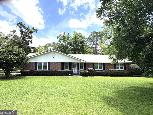 1202 Stonewall St, Dublin, GA 31021