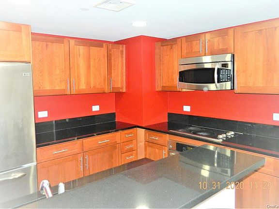 2nd image of 225 Stanley Ave