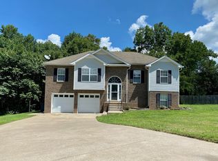 2515 Widgeon Dr, Clarksville, TN 37042