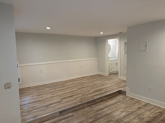 5th image of 710 24th St #A