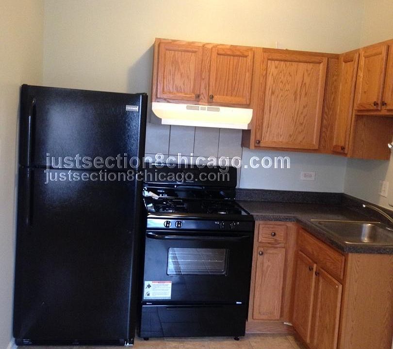 2nd image of 7026 S Paxton Ave #2A