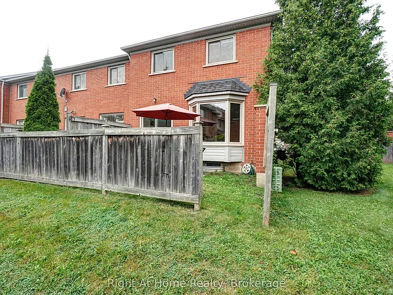5223 Fairford Cres #51 — Photo 37