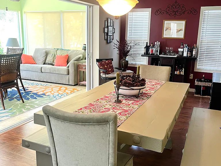 565 Brighton Dr — Photo 17