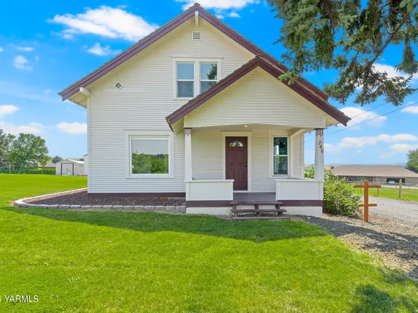 740 Mapleway Rd, Selah, WA 98942