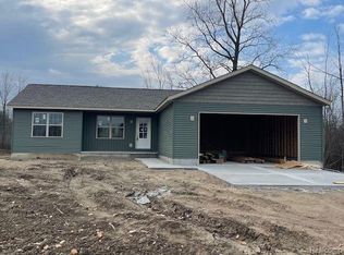 1521 Georgia Ave, Marysville, MI