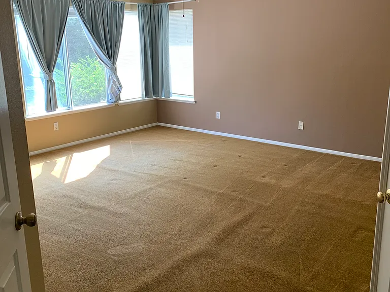 937 N Temescal Cir — Photo 29