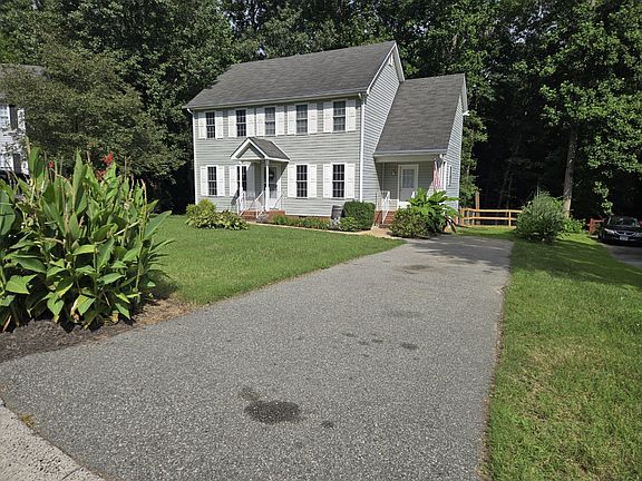 3rd image of 6125 Poppy Seed Ln
