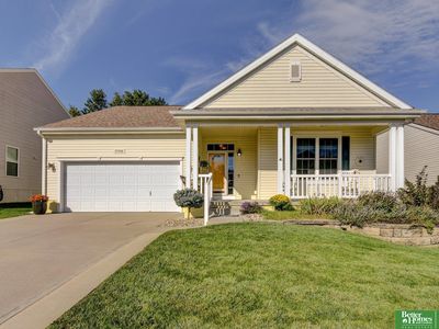 7712 N 107th St, Omaha, NE, 68122