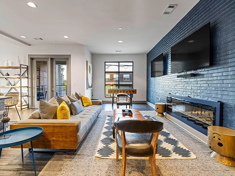 Atlas Apartments at Germantown — Photo 15