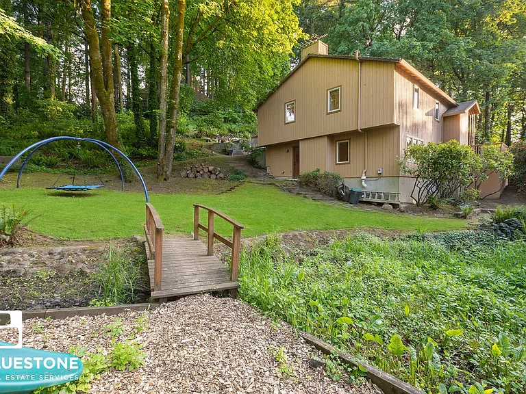 1970 Greentree Rd — Photo 32
