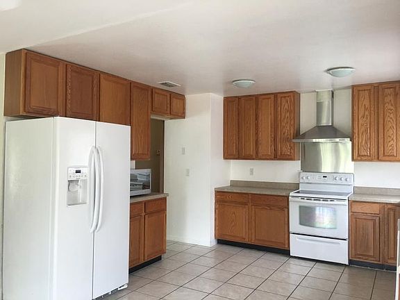 4th image of 5100 Cambay St